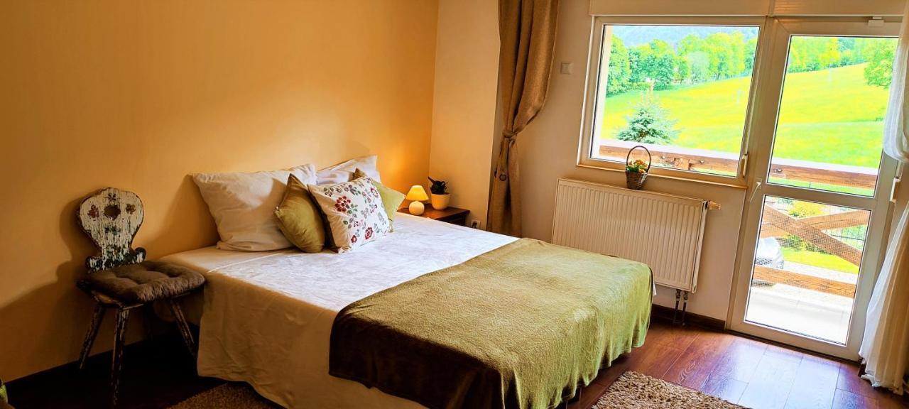 Habitación en casa particular Gorski Widok I Pokoje- Salon Kominkowy Karpacz