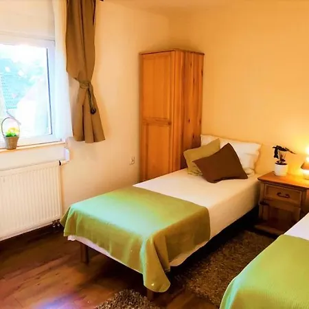 Gorski Widok Karpacz Apartamenty I Pokoje- Salon Kominkowy Exterior photo