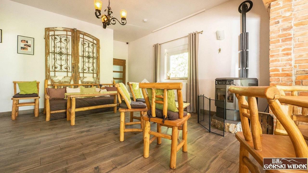 Homestay Gorski Widok Karpacz Apartamenty I Pokoje- Salon Kominkowy Karpacz